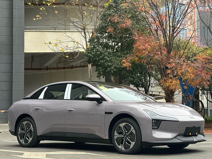 Фото 2 - XPeng Mona M03