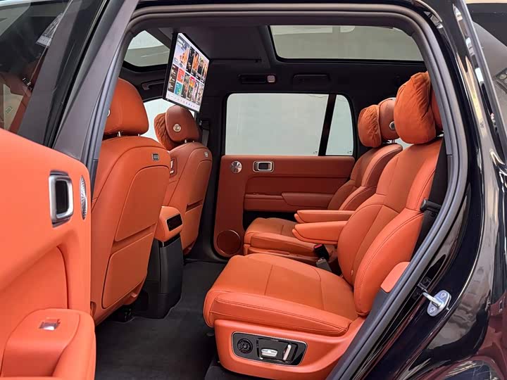 Фото 8 - LiXiang L9