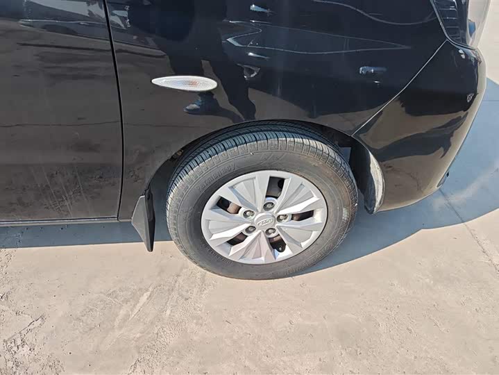 Фото 6 - JAC Refine M3