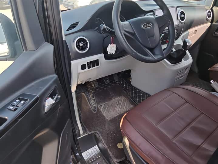 Фото 9 - JAC Refine M3