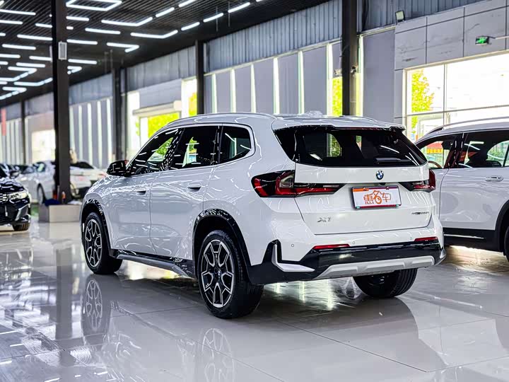 Фото 4 - BMW X1
