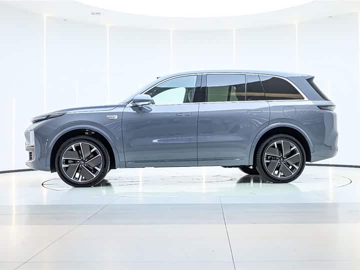 Фото 3 - LiXiang L8