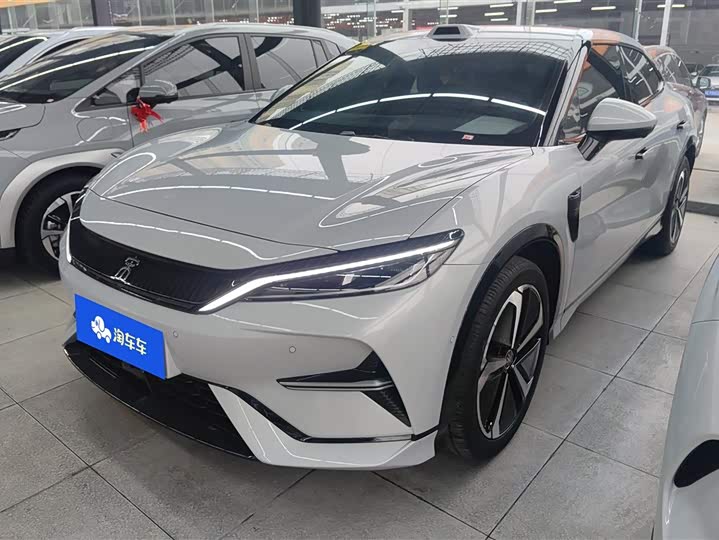 Фото 1 - BYD Song L