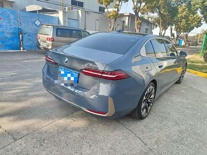 Фото 8 - BMW 5 Series