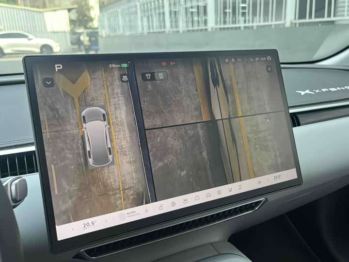 Фото 8 - XPeng Mona M03