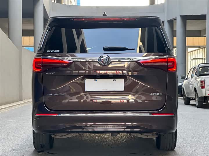 Фото 5 - Buick GL8 ES