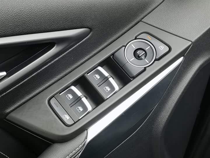 Фото 9 - Ford Territory