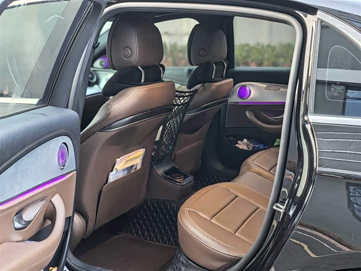 Photo 7 - Mercedes-Benz E-Class