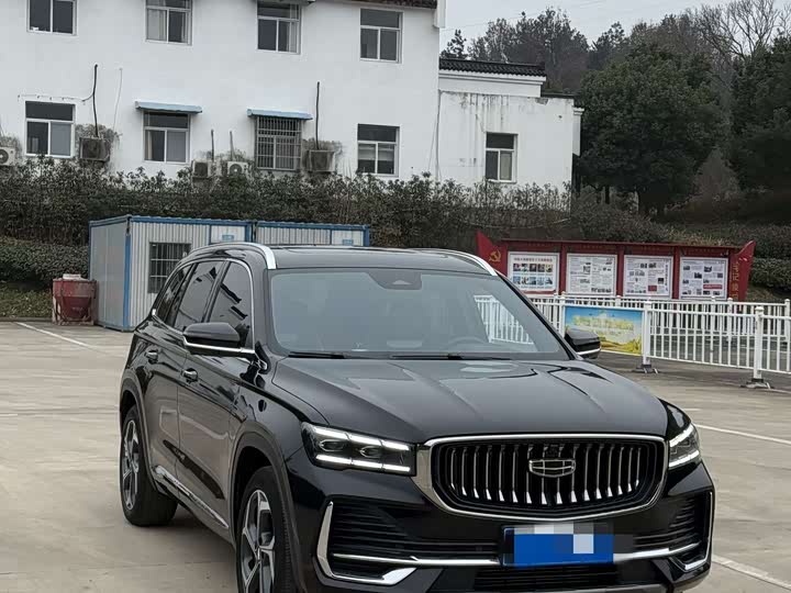 Photo 3 - Geely Monjaro