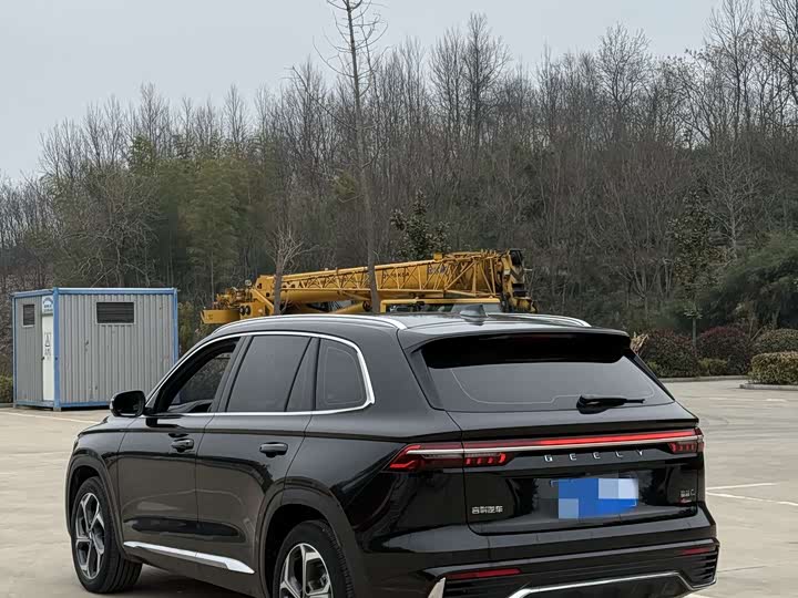 Photo 4 - Geely Monjaro