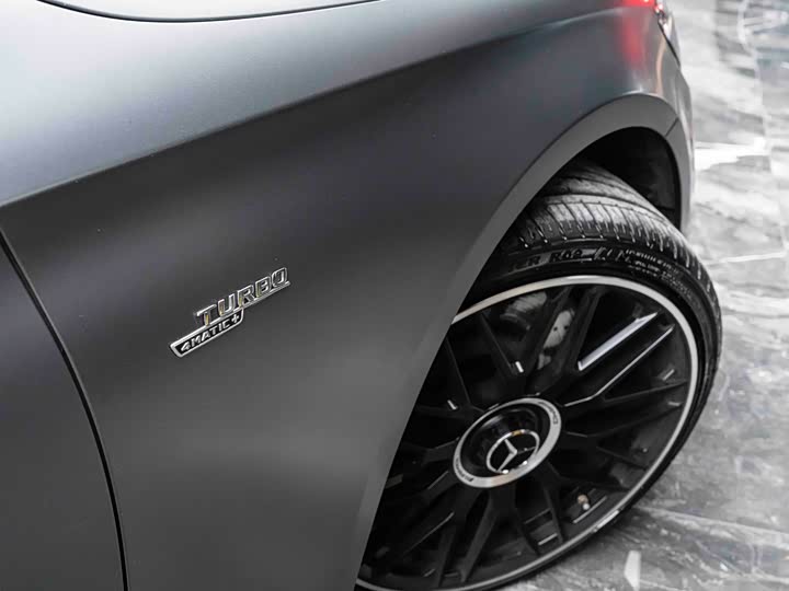 Фото 7 - Mercedes-Benz E-Class AMG