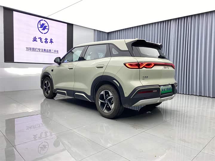 Фото 6 - BYD Yuan Up