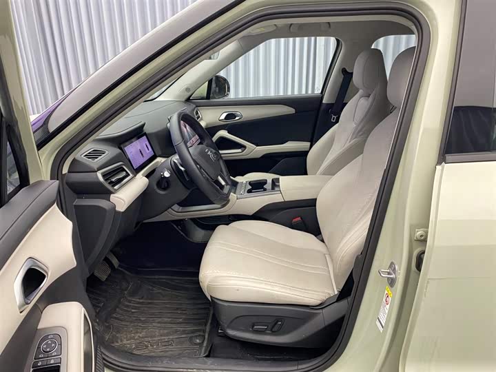 Фото 7 - BYD Yuan Up