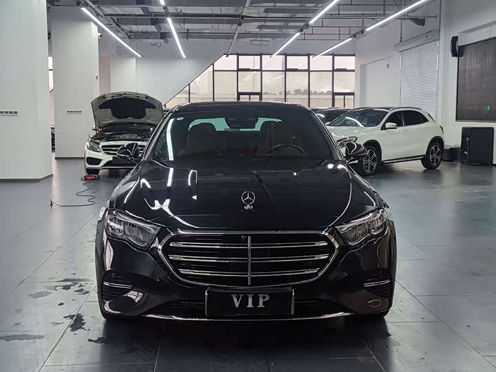 Фото 2 - Mercedes-Benz E-Class Hybrid