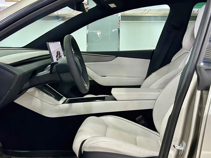 Фото 9 - Tesla Model Y