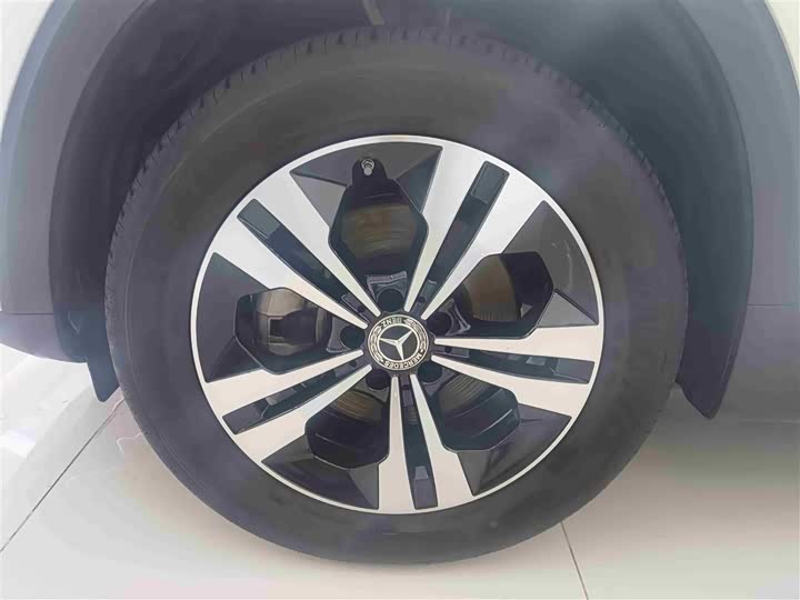 Mercedes-Benz GLB-Class 2024 2024款 改款 GLB 200 动感型