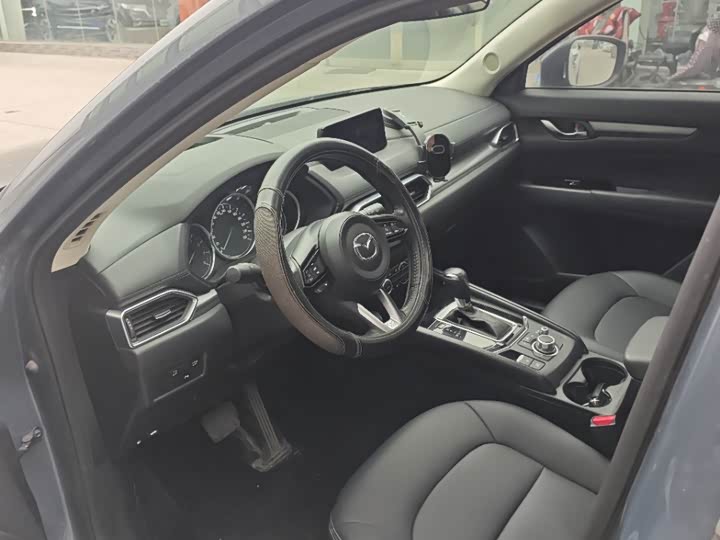 Фото 6 - Mazda CX-5