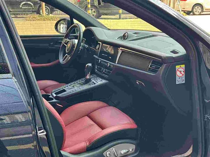 Фото 8 - Porsche Macan