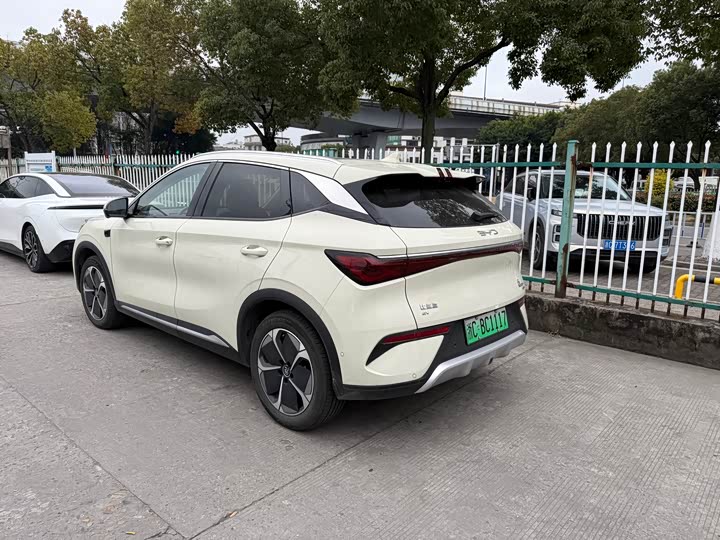 Фото 3 - BYD Yuan Plus