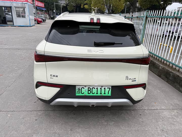 Фото 4 - BYD Yuan Plus