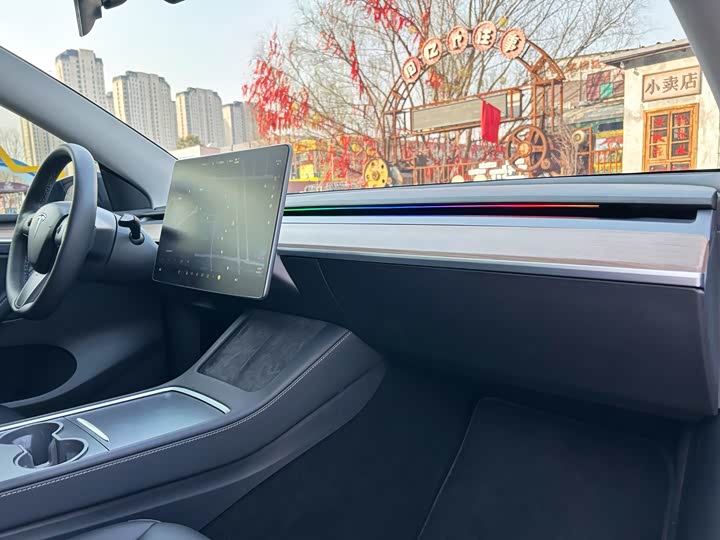 Фото 9 - Tesla Model Y