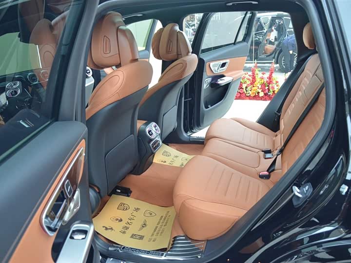 Фото 5 - Mercedes-Benz GLC-Class