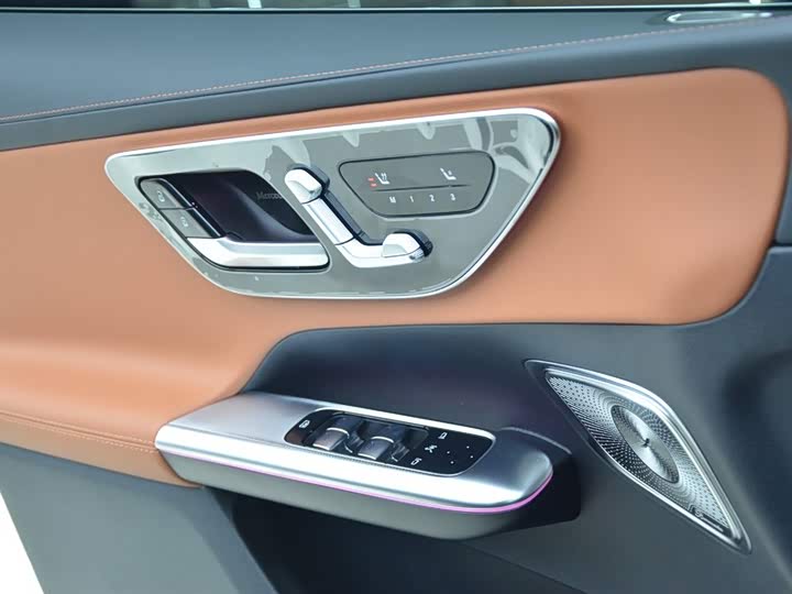 Фото 6 - Mercedes-Benz GLC-Class