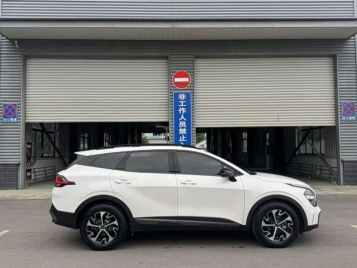 Фото 4 - Kia Sportage