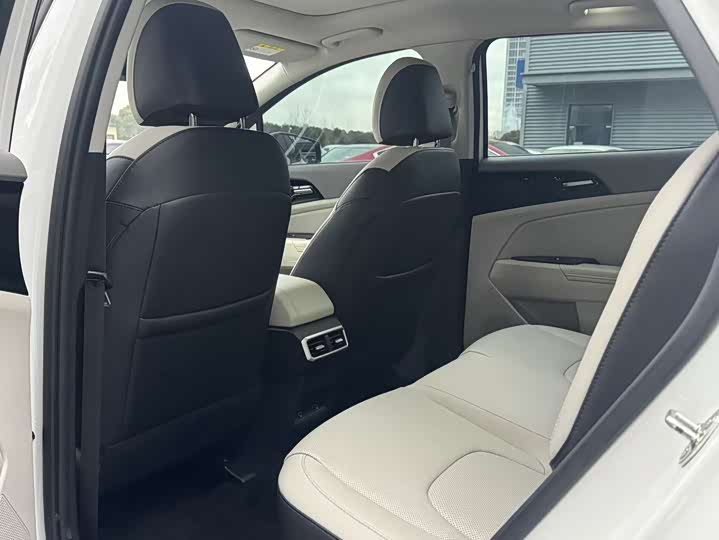 Фото 6 - Kia Sportage