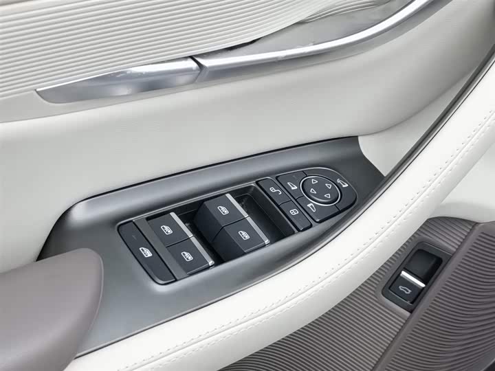 Фото 9 - BYD Song Plus Hybrid/EV