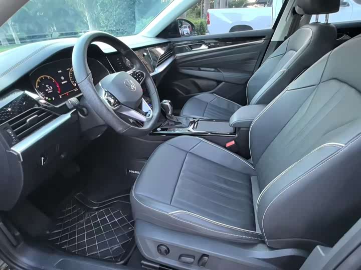 Фото 4 - Volkswagen Passat