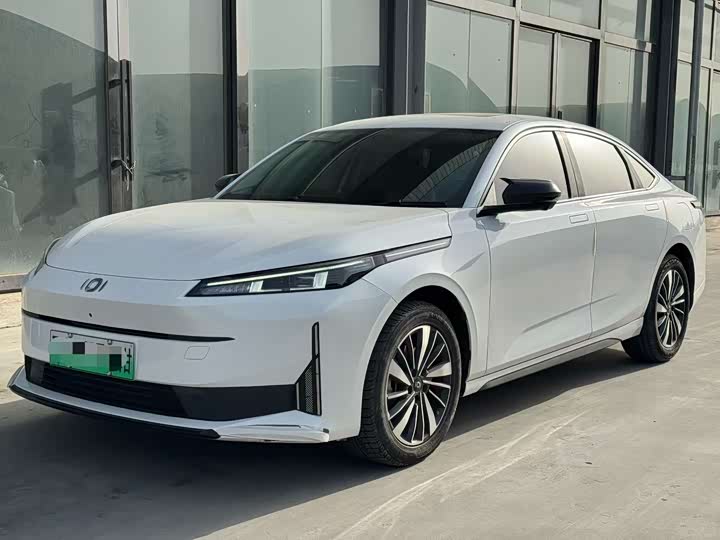 Фото 1 - Changan Qiyuan (Nevo) A05