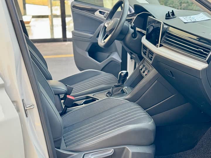 Фото 7 - Volkswagen Tiguan L Pro