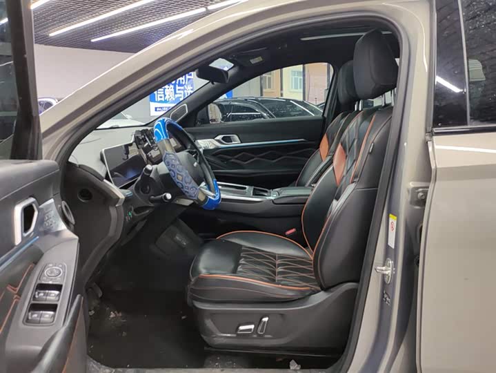 Фото 9 - Haval F7 (Monster)