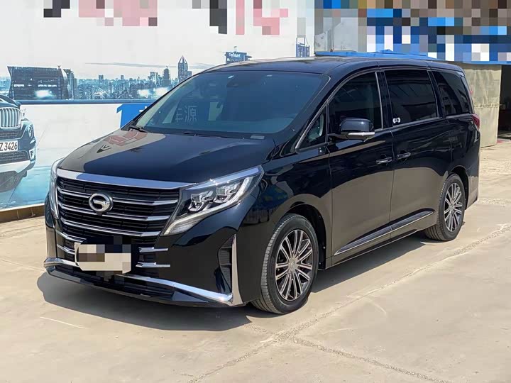 Фото 2 - GAC Trumpchi M8
