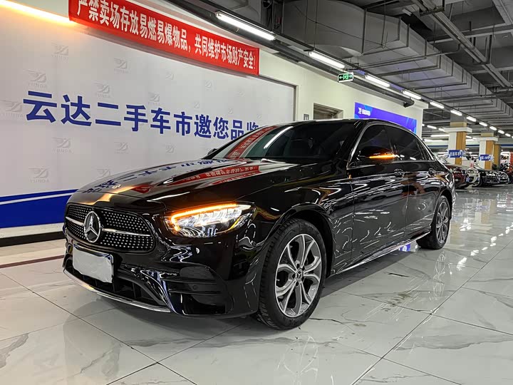 Photo 2 - Mercedes-Benz E-Class