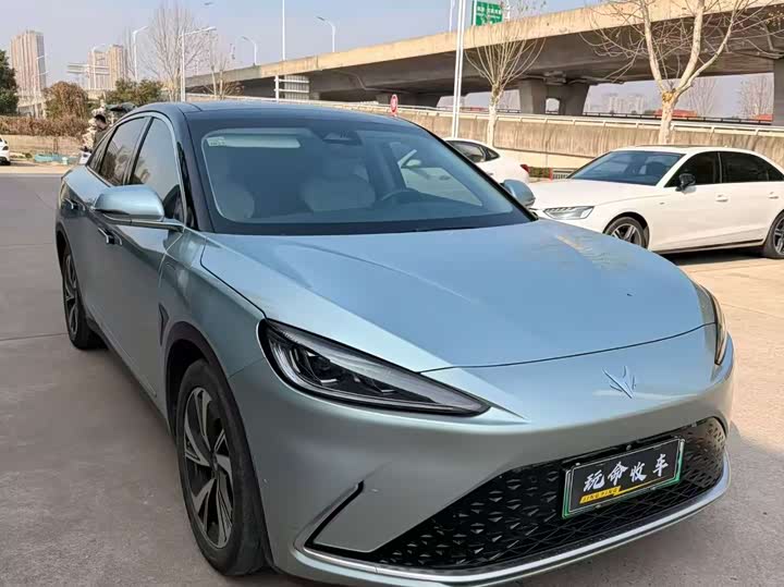 Фото 3 - BAIC Arcfox Alpha S