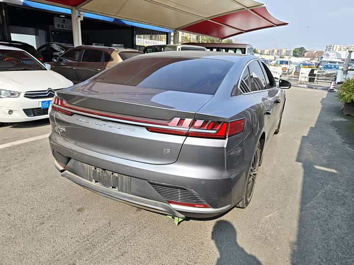 Фото 8 - BYD Han