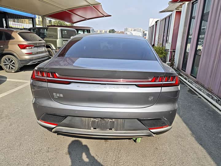 Фото 9 - BYD Han