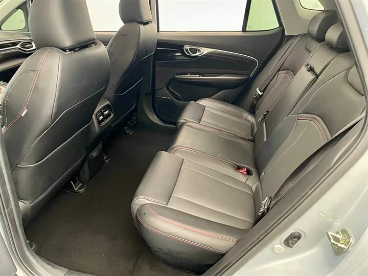 Фото 7 - GAC Aion V