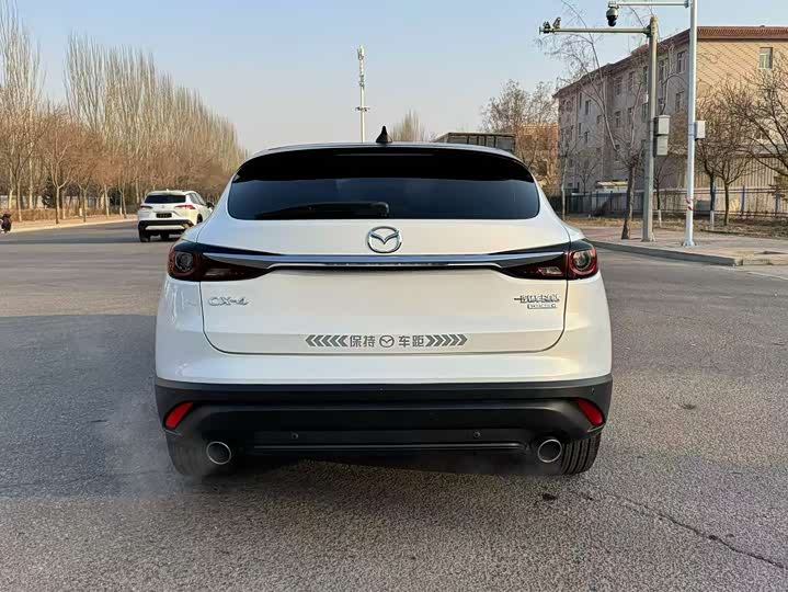 Фото 5 - Mazda CX-4