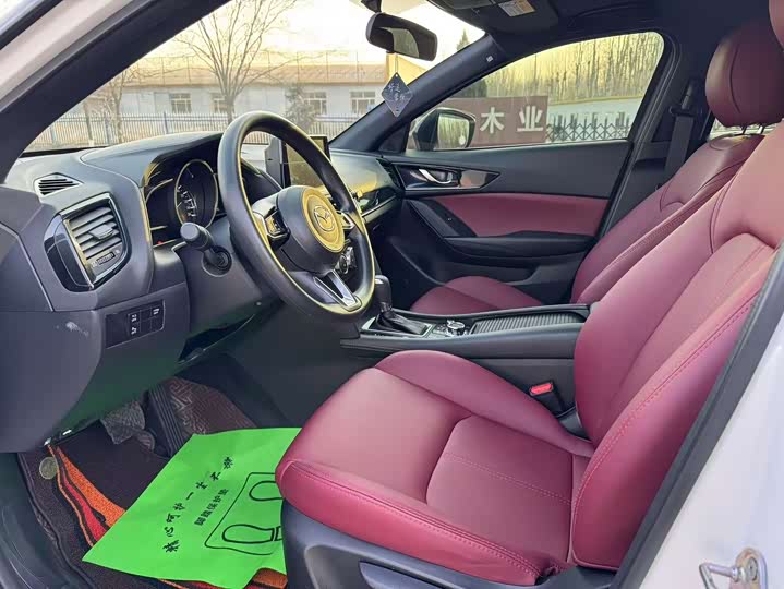 Фото 7 - Mazda CX-4