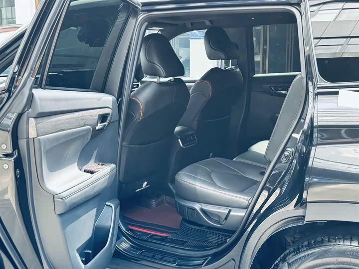 Фото 6 - Toyota Crown Kluger