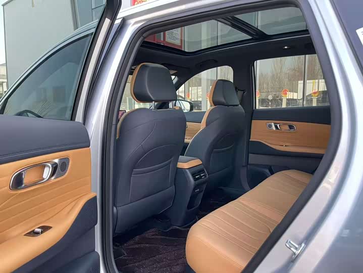 Фото 5 - Geely Galaxy Starship 7