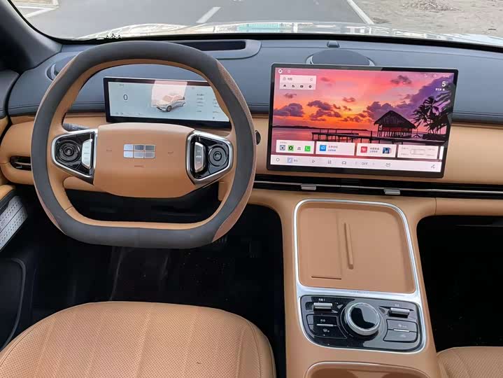 Фото 7 - Geely Galaxy Starship 7