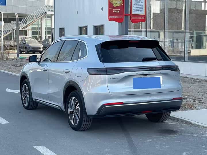 Фото 9 - Geely Galaxy Starship 7