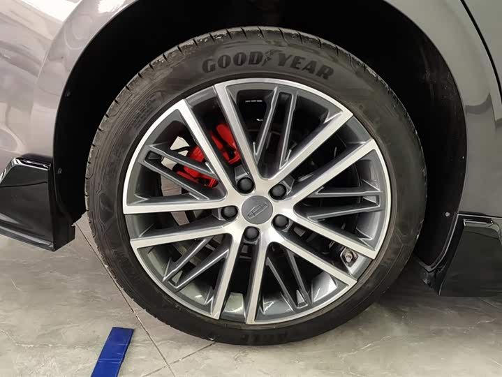 Photo 6 - Geely Preface