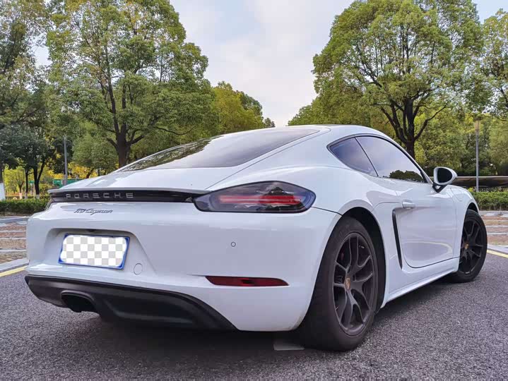 Фото 2 - Porsche 718