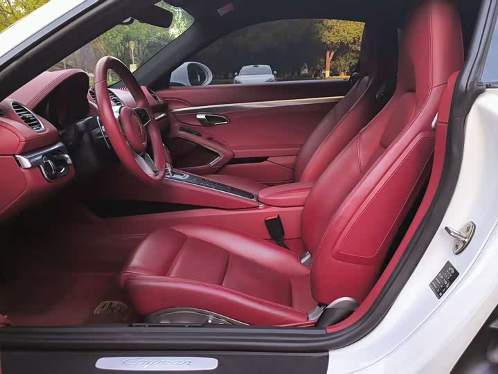 Фото 6 - Porsche 718