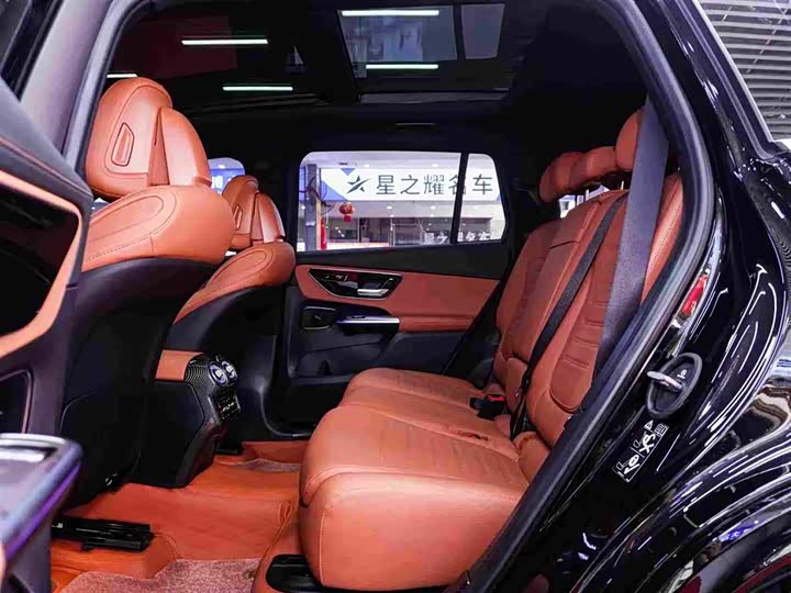 Фото 9 - Mercedes-Benz GLC-Class